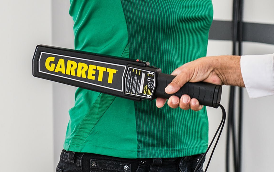 МЕТАЛЛОДЕТЕКТОР